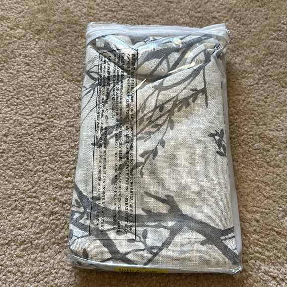 Window valance - Picture 9 of 9